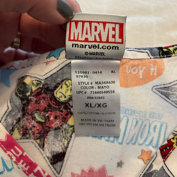 Marvel V-Neck Scrub Top, Thor, Spiderman, Hulk, Captain America Size XL - Picture 2 of 14